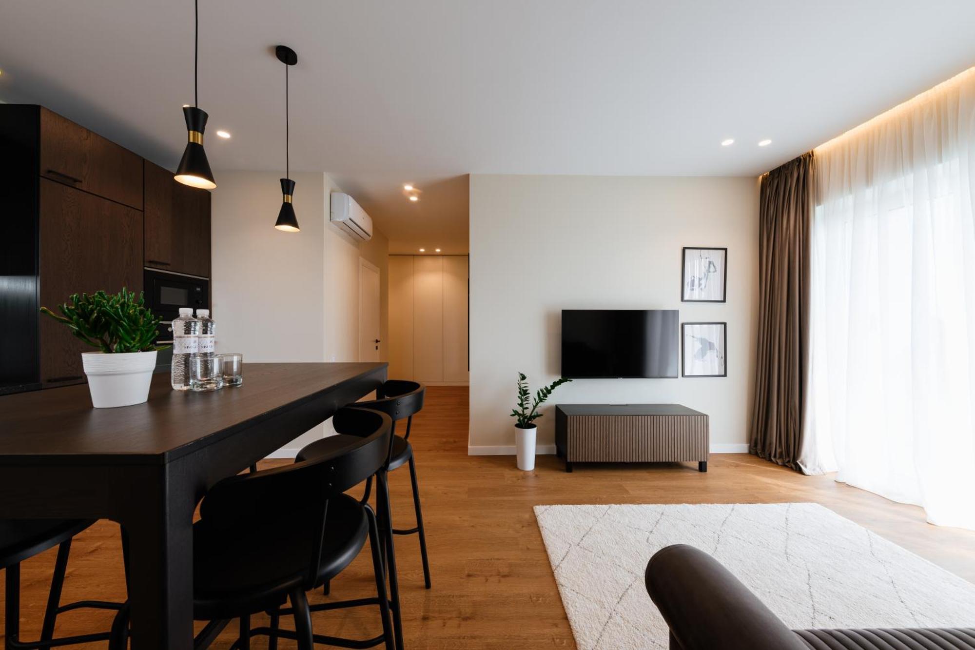 Мм Group Apartment 乌日霍罗德 外观 照片