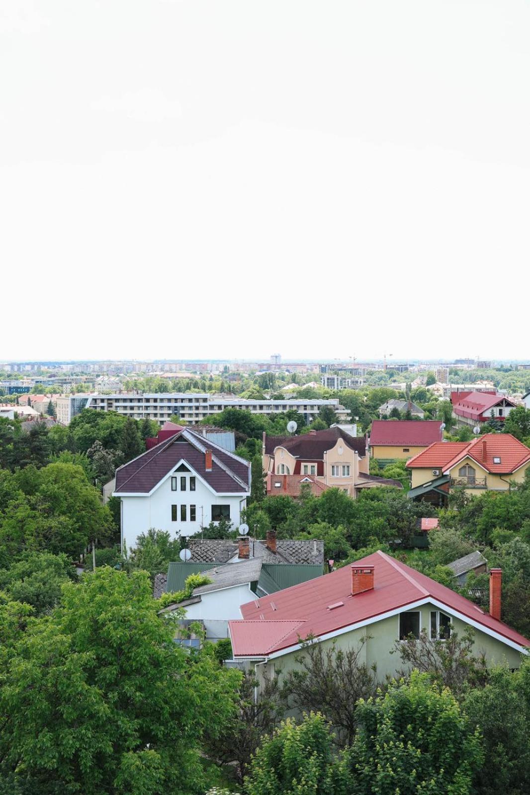 Мм Group Apartment 乌日霍罗德 外观 照片